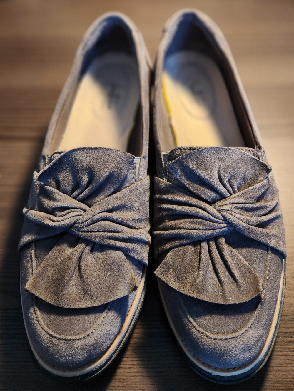 Clarks Women's Grey Suede Knot Loafers